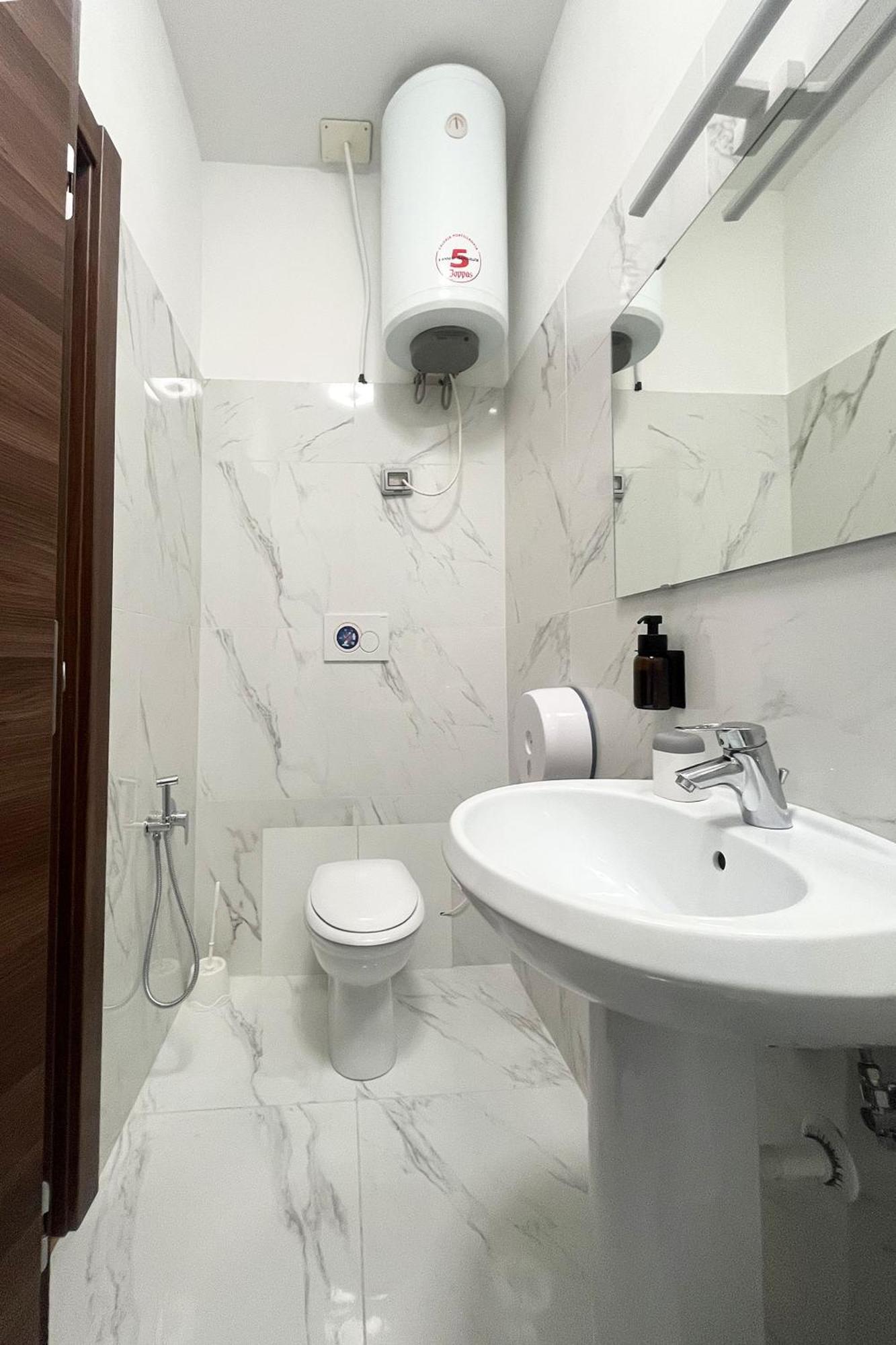Monti49 Guesthouse ローマ 部屋 写真